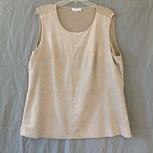 1x Calvin Klein sleeveless shell